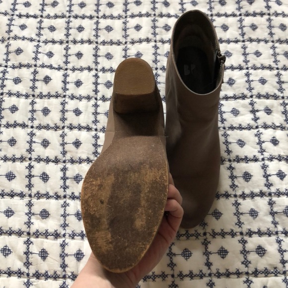 BP. Leather heeled booties - Picture 7 of 7